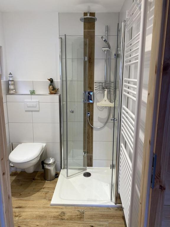 Holzhaus Mit Direktem Wasserzugang In Berlin-Koepenick Esterno foto