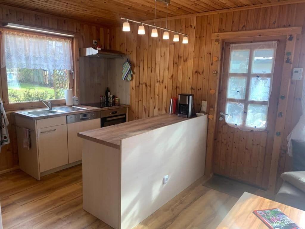 Holzhaus Mit Direktem Wasserzugang In Berlin-Koepenick Esterno foto